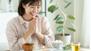 【女性向け】ダイエット中の1日の摂取カロリーと栄養バランスを徹底解説！ 