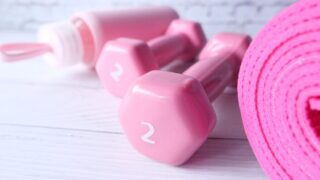 初心者でもOK！女性のための腹筋トレーニング完全ガイド｜効果的な鍛え方とは 