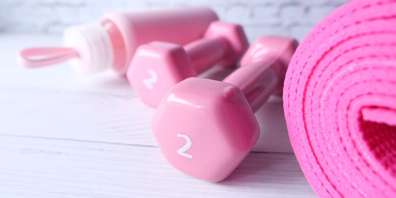 初心者でもOK！女性のための腹筋トレーニング完全ガイド｜効果的な鍛え方とは 